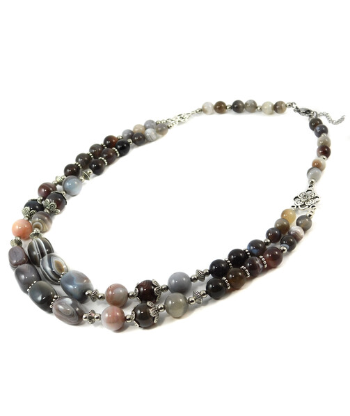 "Magic Agate" necklace Botswana agate