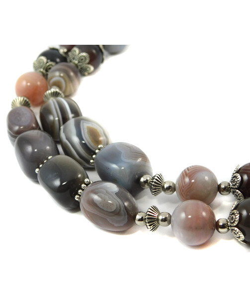 "Magic Agate" necklace Botswana agate