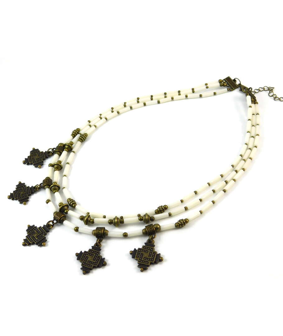 Necklace "Trostynne" White coral