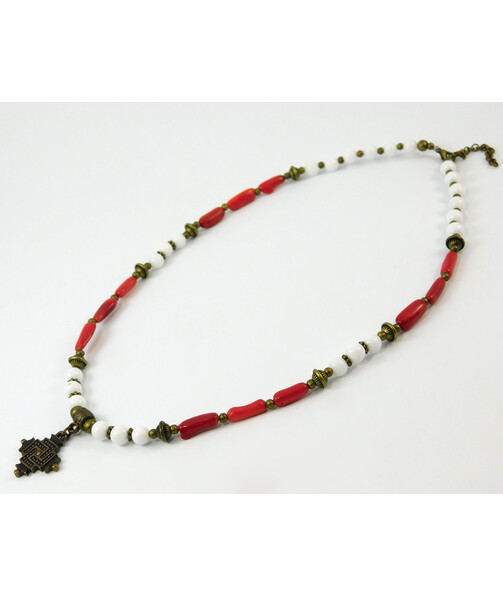 Necklace "Biaco Rosso" Agate white, Coral