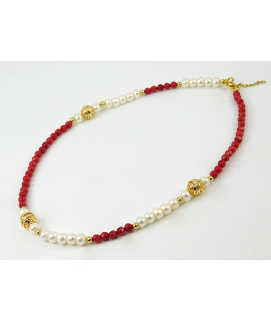 Necklace "Kiss" Faceted coral, Pearls