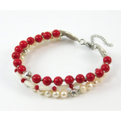 Bracelet "Three colors" Pearls, coral press, natural coral