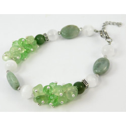 Bracelet "New Spring" Jadeite, Selenite, Prenite crumb