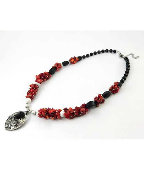 Necklace "Berry" Agate, Kahalong, Small coral