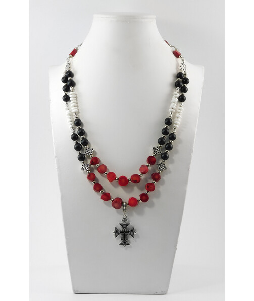 Necklace "Lilian" Coral galotvka, Shungite press, shells Skafarki