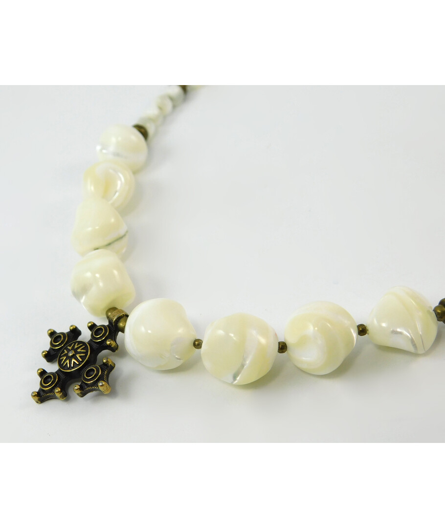 Necklace "Milad" Mother of pearl