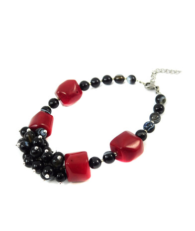 Bracelet "Wolf Berries" Coral, Agate