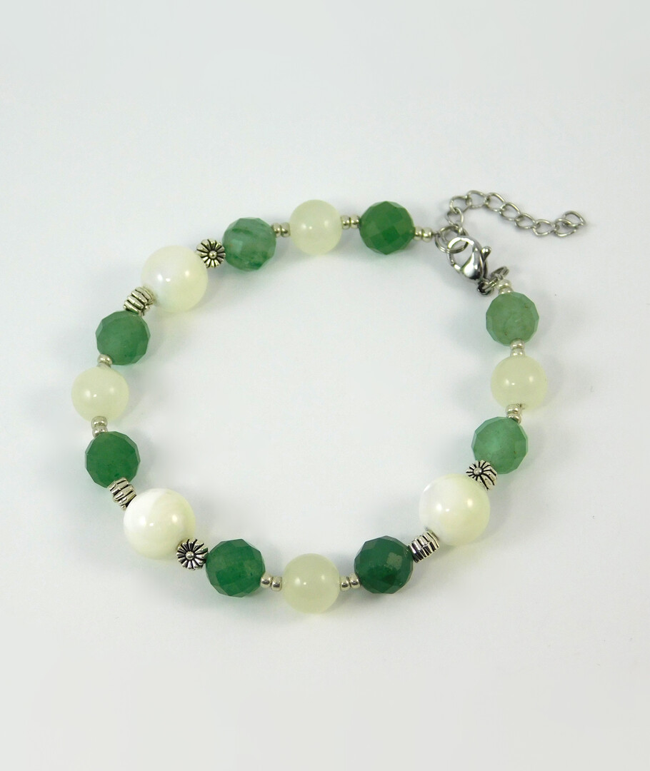 Bracelet "Mangold" Mother-of-pearl, Jade, Onyx