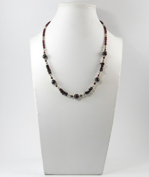 Necklace "Fugu" Garnet