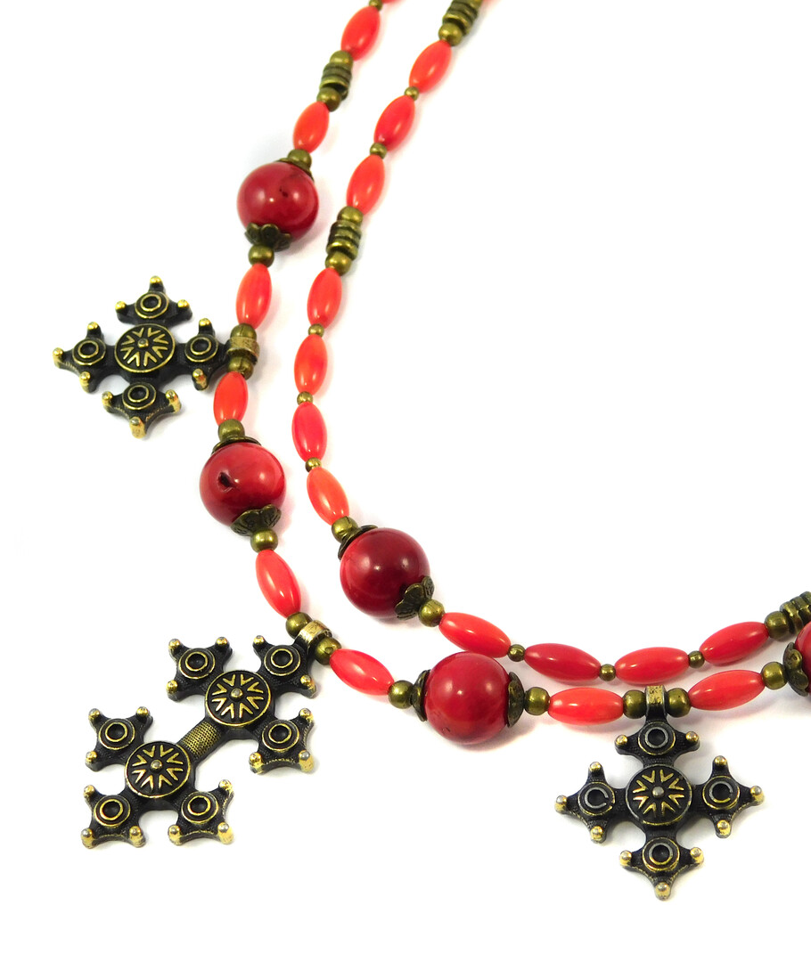 Necklace "Volenlyubna" Coral