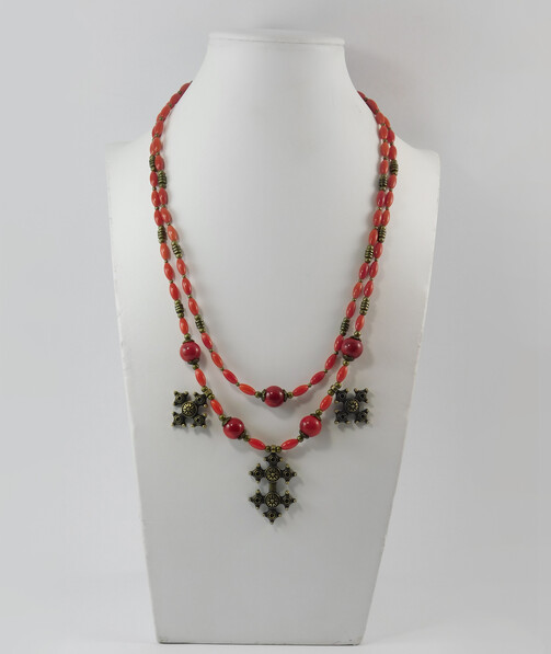 Necklace "Volenlyubna" Coral