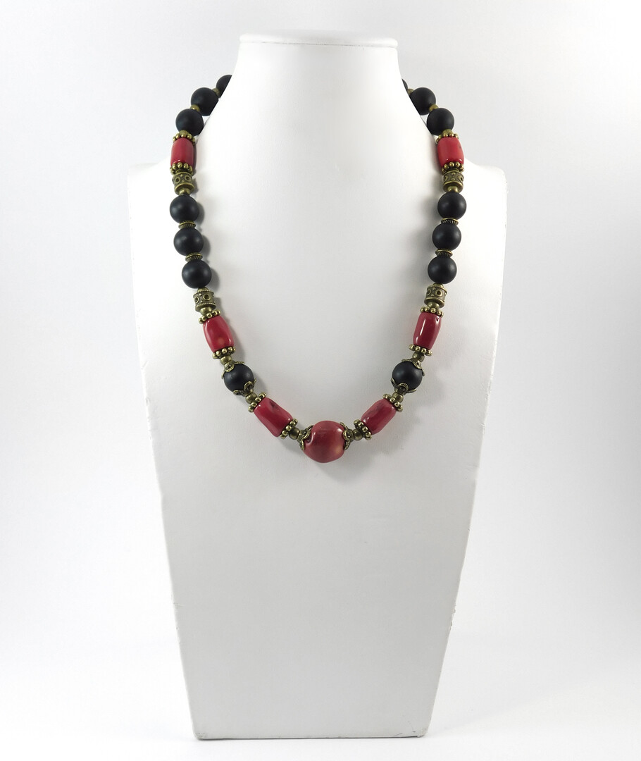 Necklace "Aura", Coral, Shungite