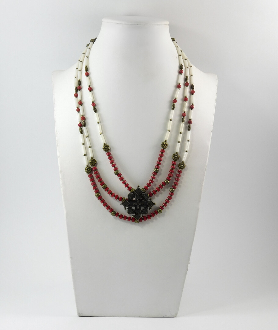 Necklace "Madison" Coral