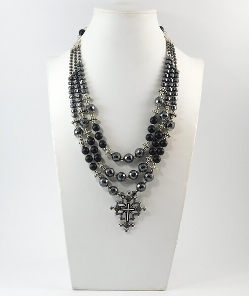 Necklace "Letitia" Hematite, Shungite press