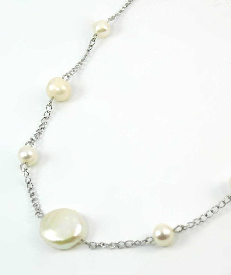 Necklace "Sea Foam" Perla