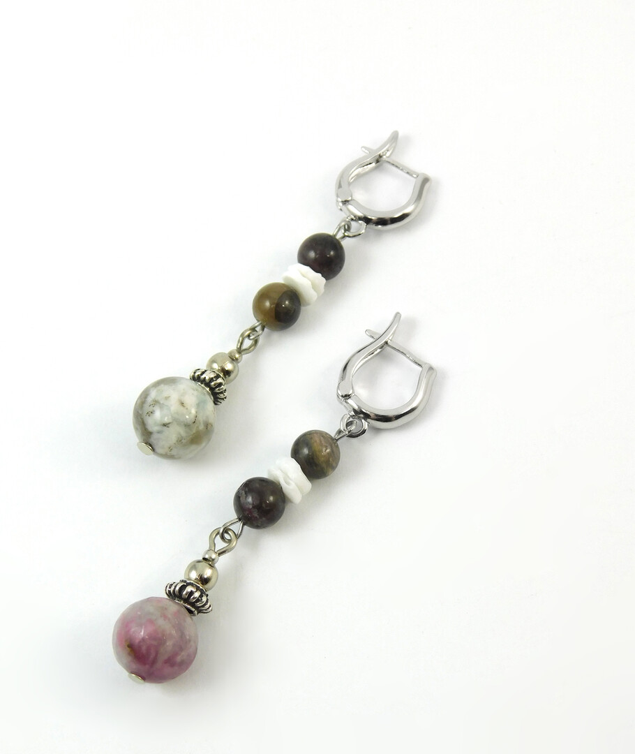 "Rainbow" Tourmaline earrings, Scafarky shells