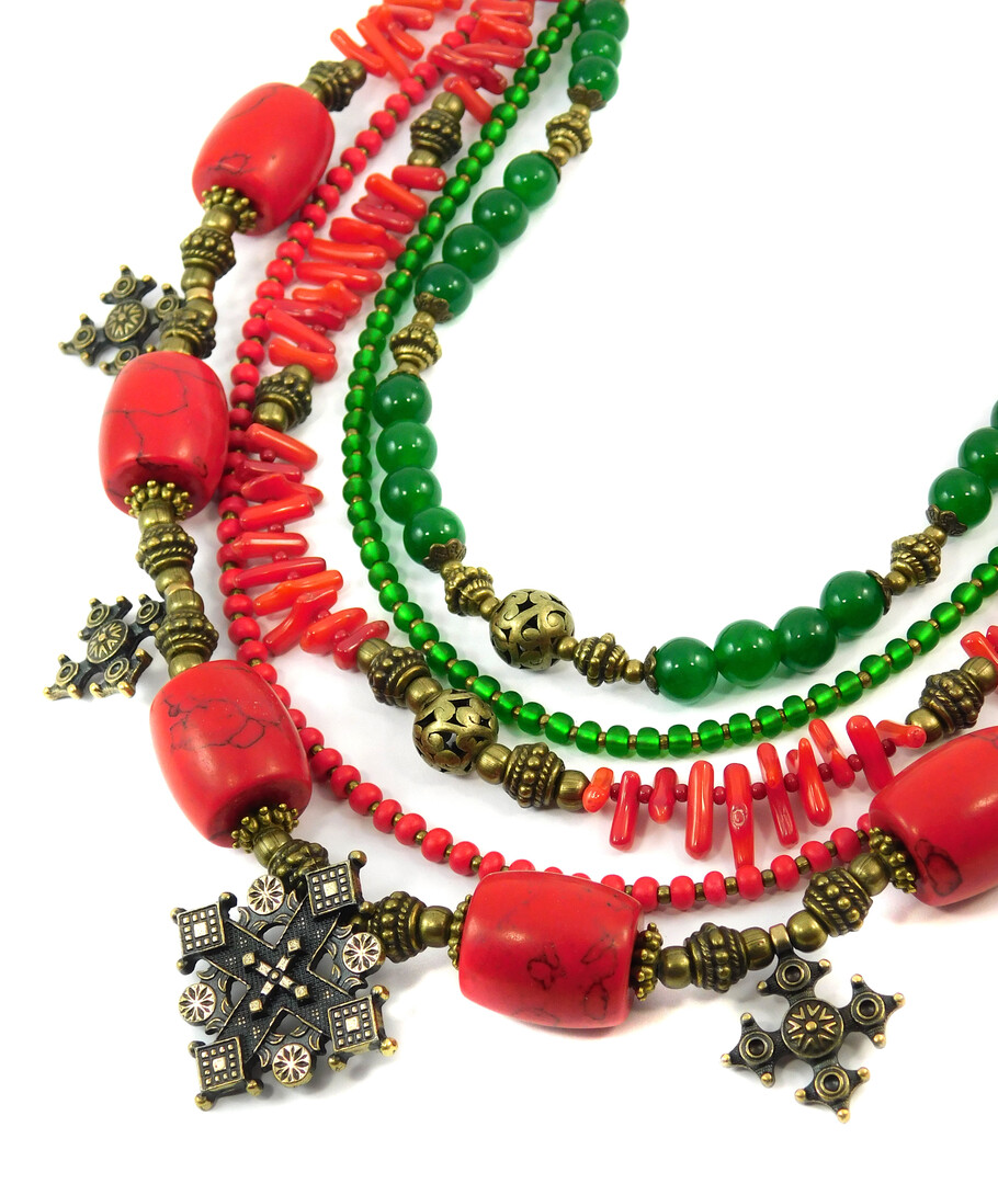 Necklace "Spruce" Coral, Coral press, Chrysoprase