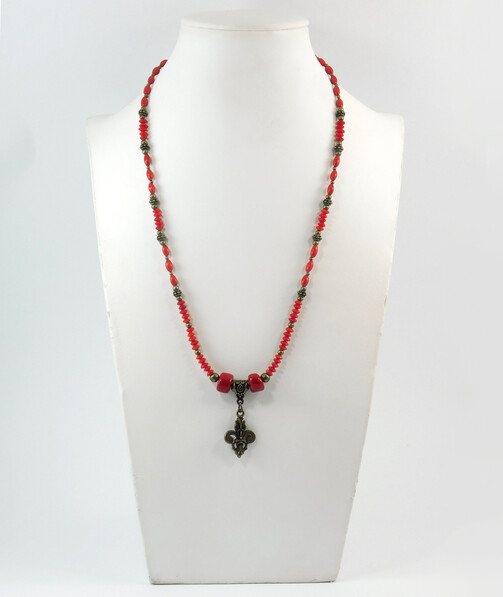 Necklace "Zelda" Coral