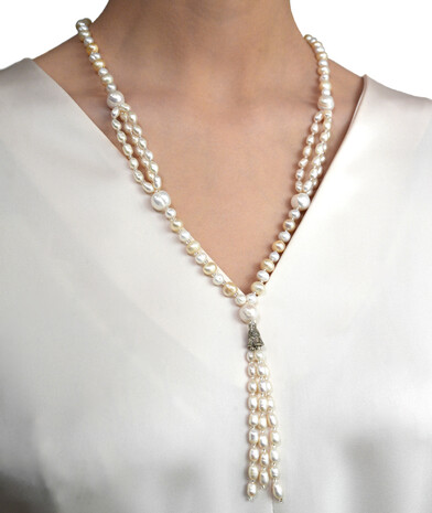 "Olzar" Pearl necklace