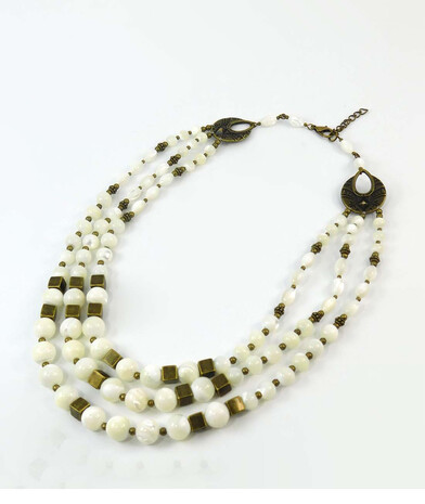 Necklace "Praline" Mother of pearl