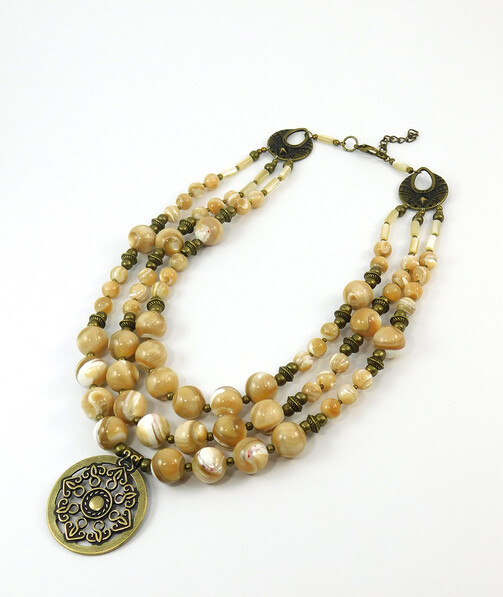 Necklace "Praline" Mother of pearl