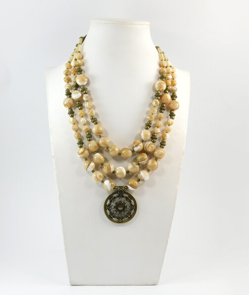 Necklace "Praline" Mother of pearl