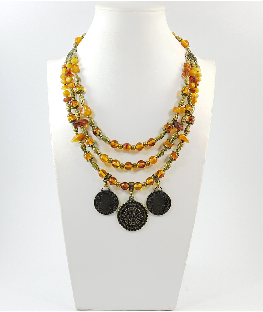 Necklace "Medunk" Amber