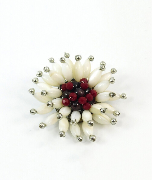 Brooch "Edelweiss" Garnet, Mother of Pearl